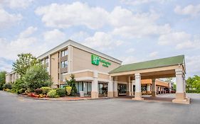 Holiday Inn & Suites Parsippany Fairfield By Ihg